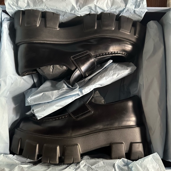 Authentic Prada Monolith Lug Sole Loafers Size 40 - Picture 8 of 10